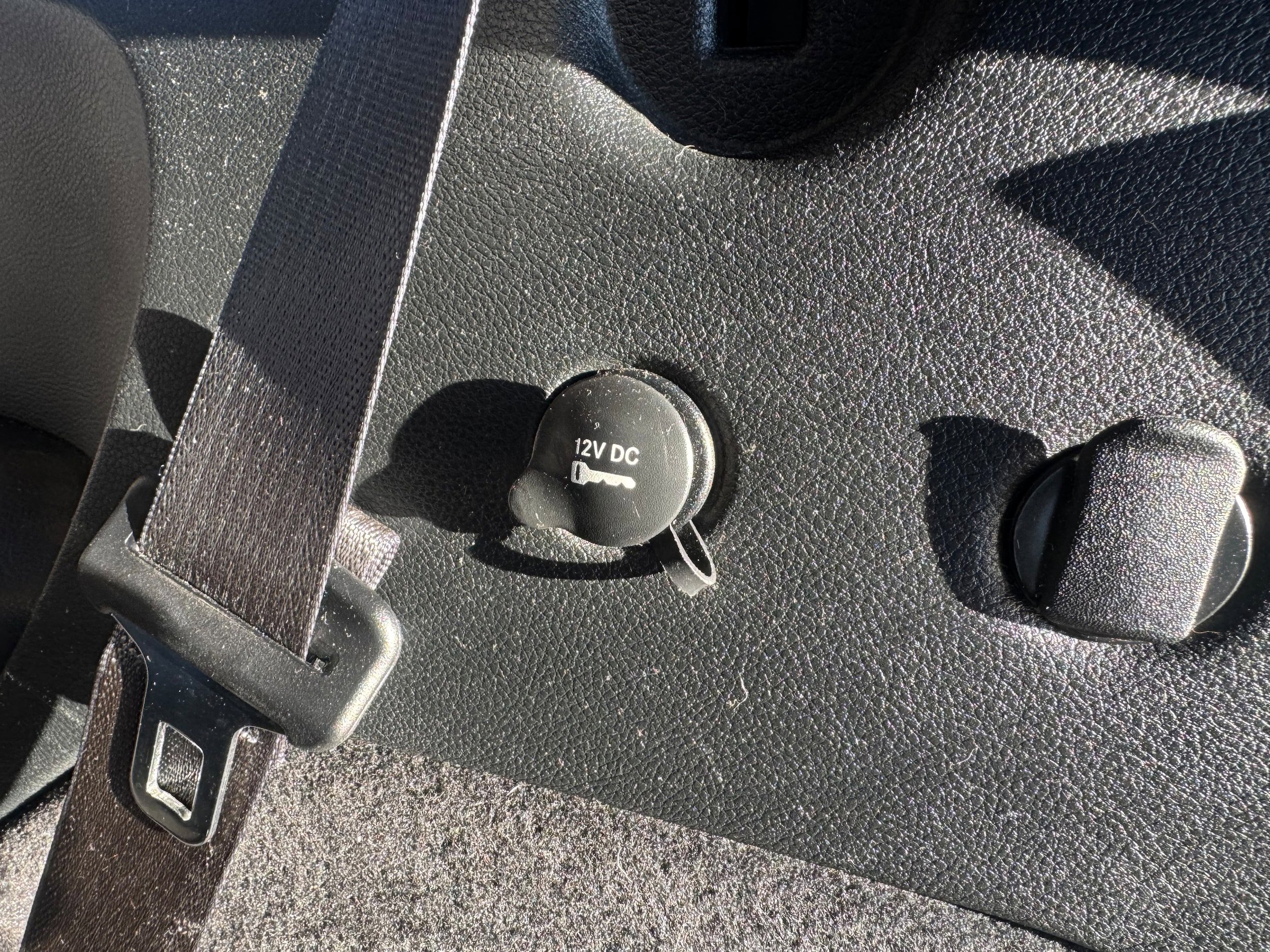 Used 2018 Dodge Durango GT image 35