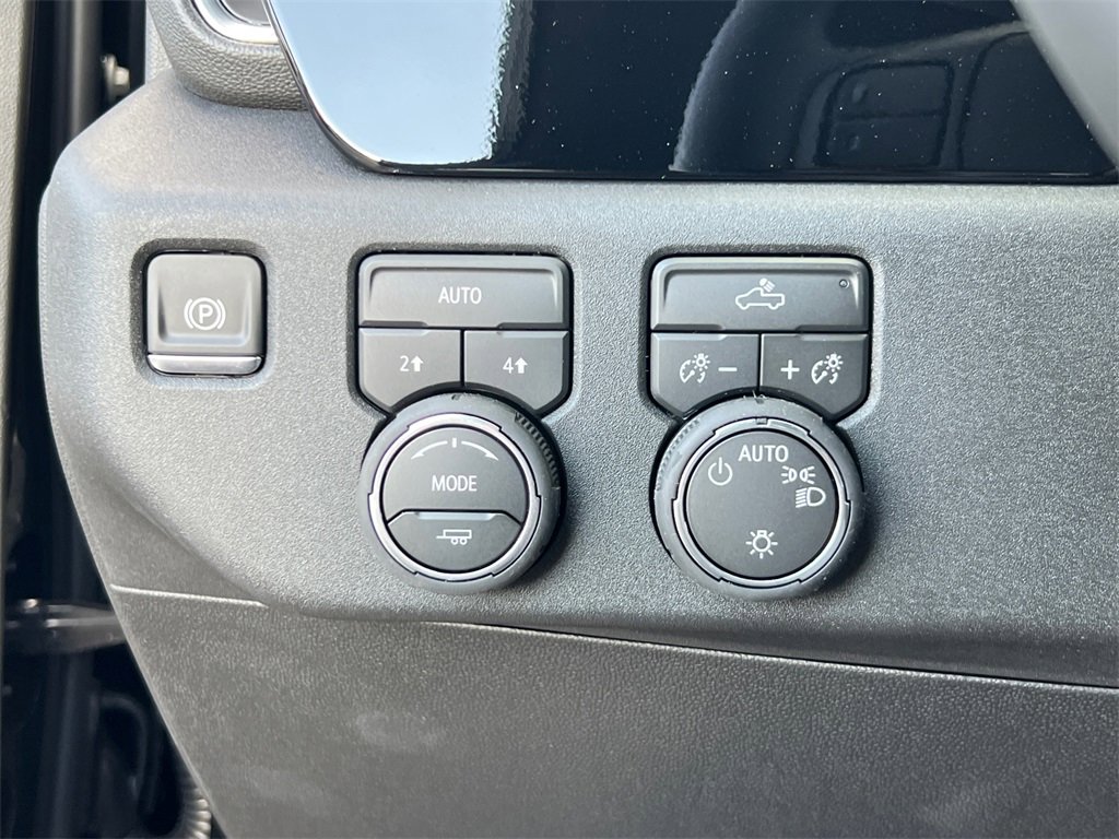 New 2026 Chevrolet Silverado 1500 LT image 30