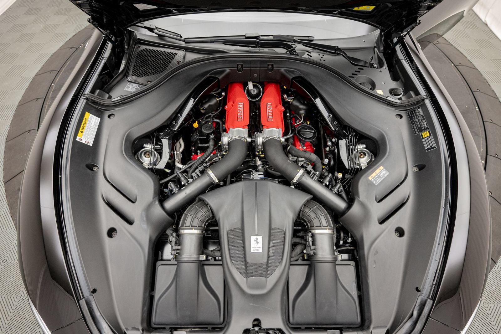 Used 2026 Ferrari Roma Spider RWD image 48