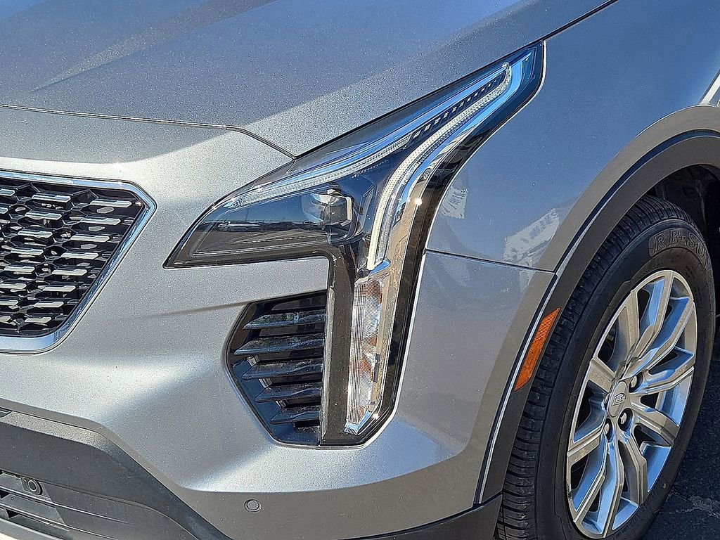 Used 2023 Cadillac XT4 Premium Luxury image 10