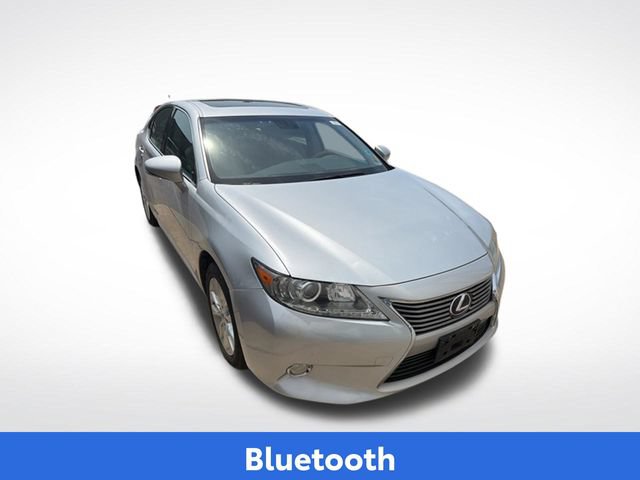 Used 2013 Lexus ES 300h w/ Luxury Pkg FWD image 9