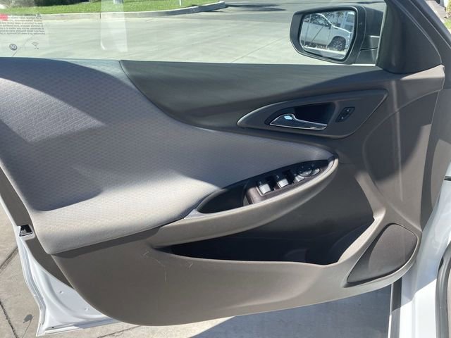 Used 2023 Chevrolet Malibu LS image 20