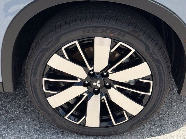 New 2026 Mitsubishi Outlander SE FWD image 24