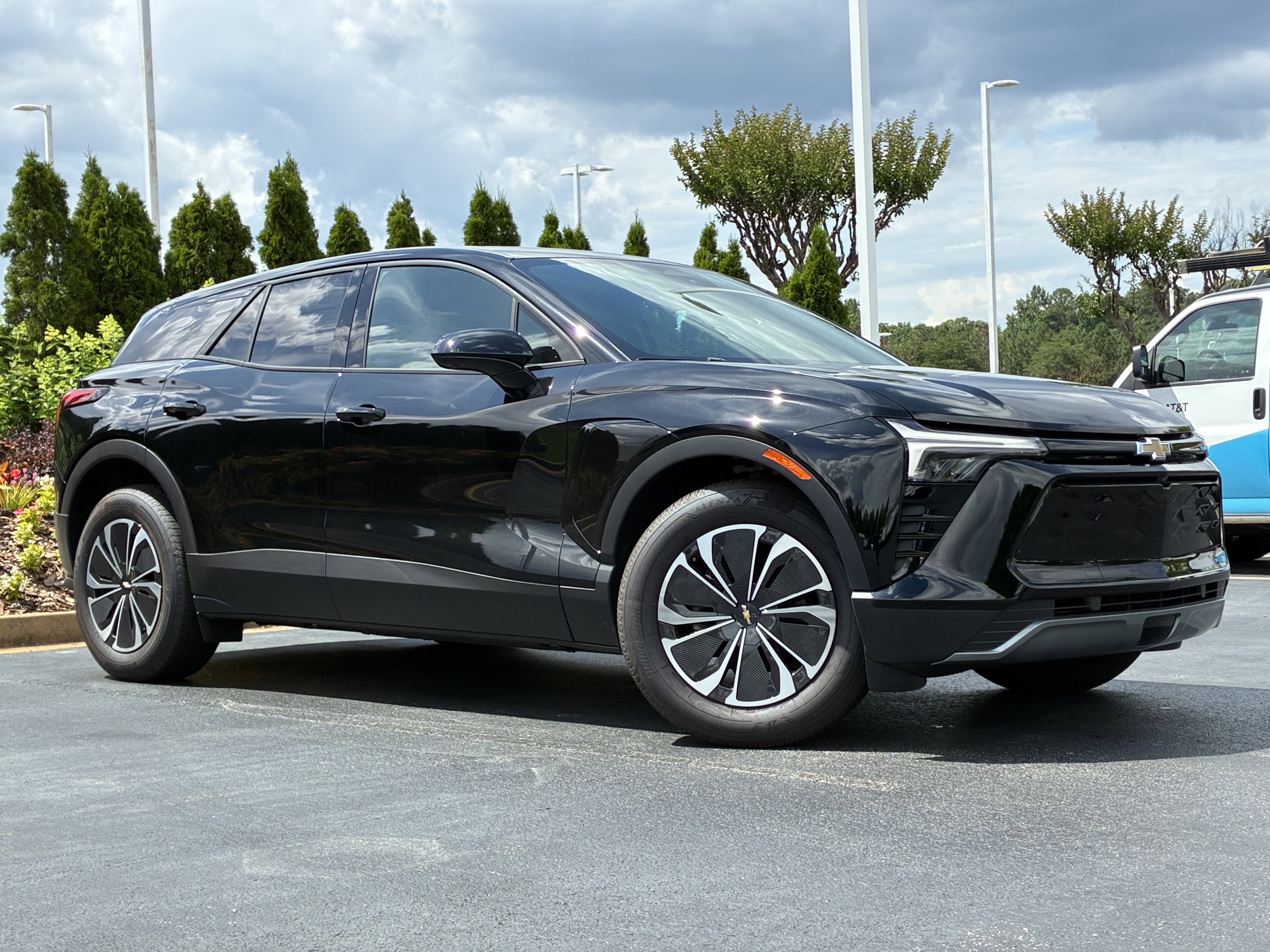 New 2026 Chevrolet Blazer EV LT FWD video 2