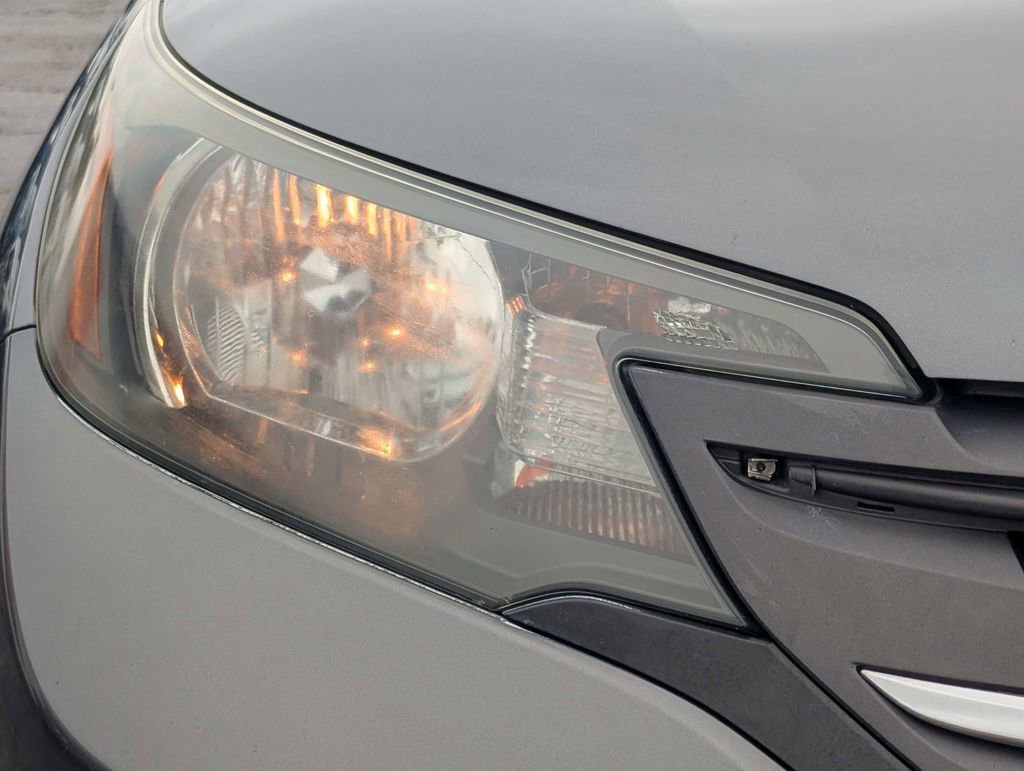 Used 2013 Honda CR-V LX image 11