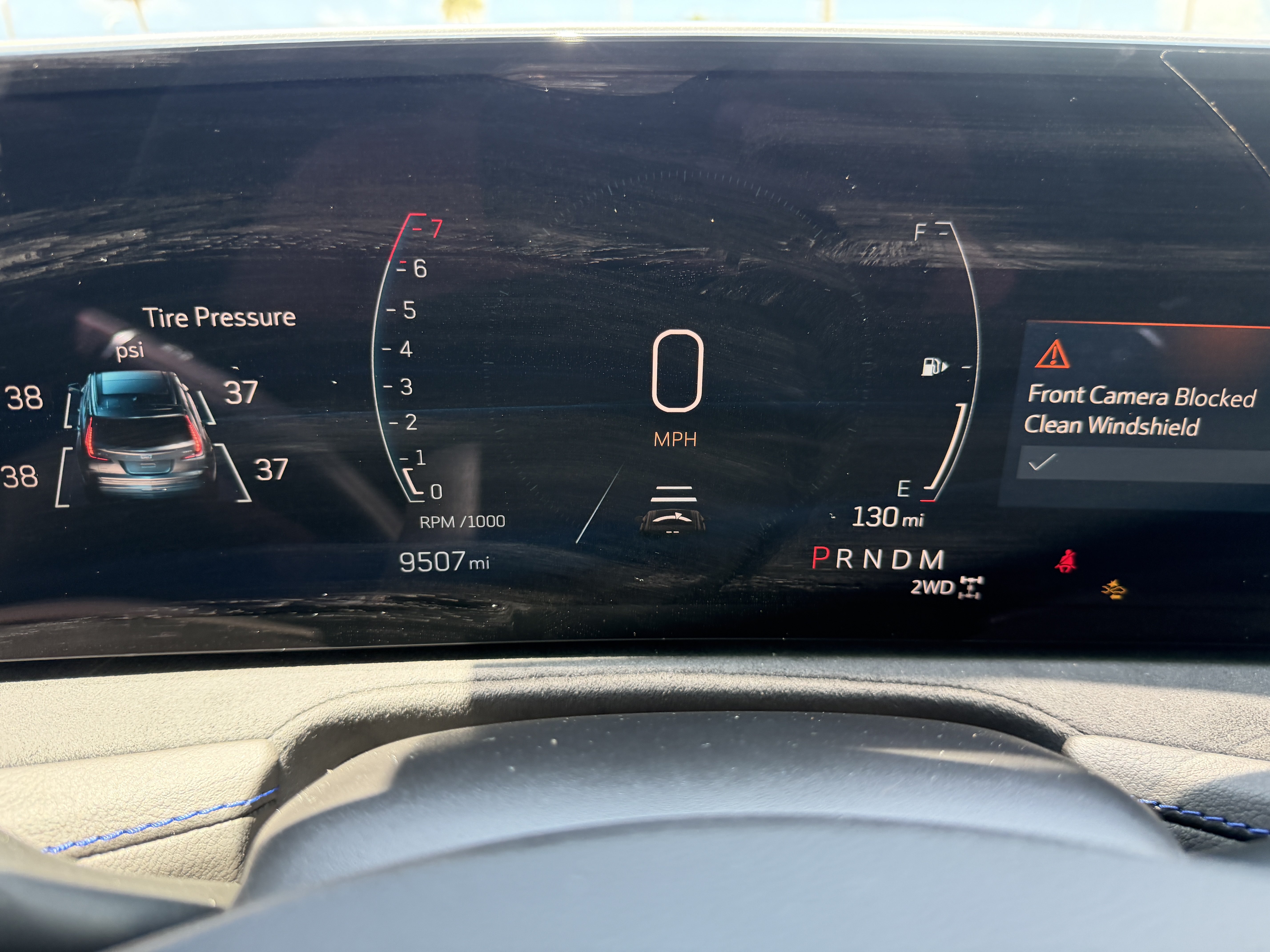 Used 2025 Cadillac XT4 Sport w/ LPO, Onyx Lite Package AWD/4WD image 28