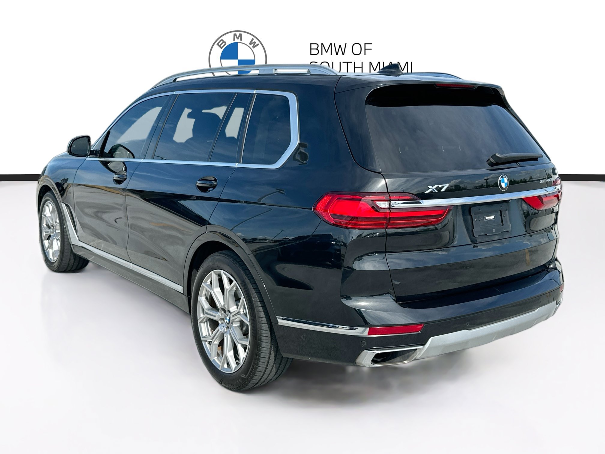 Used 2022 BMW X7 xDrive40i w/ Premium Package AWD/4WD image 5