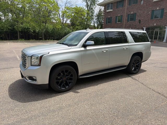 Used 2019 GMC Yukon XL SLT w/ Open Road Package AWD/4WD video 1