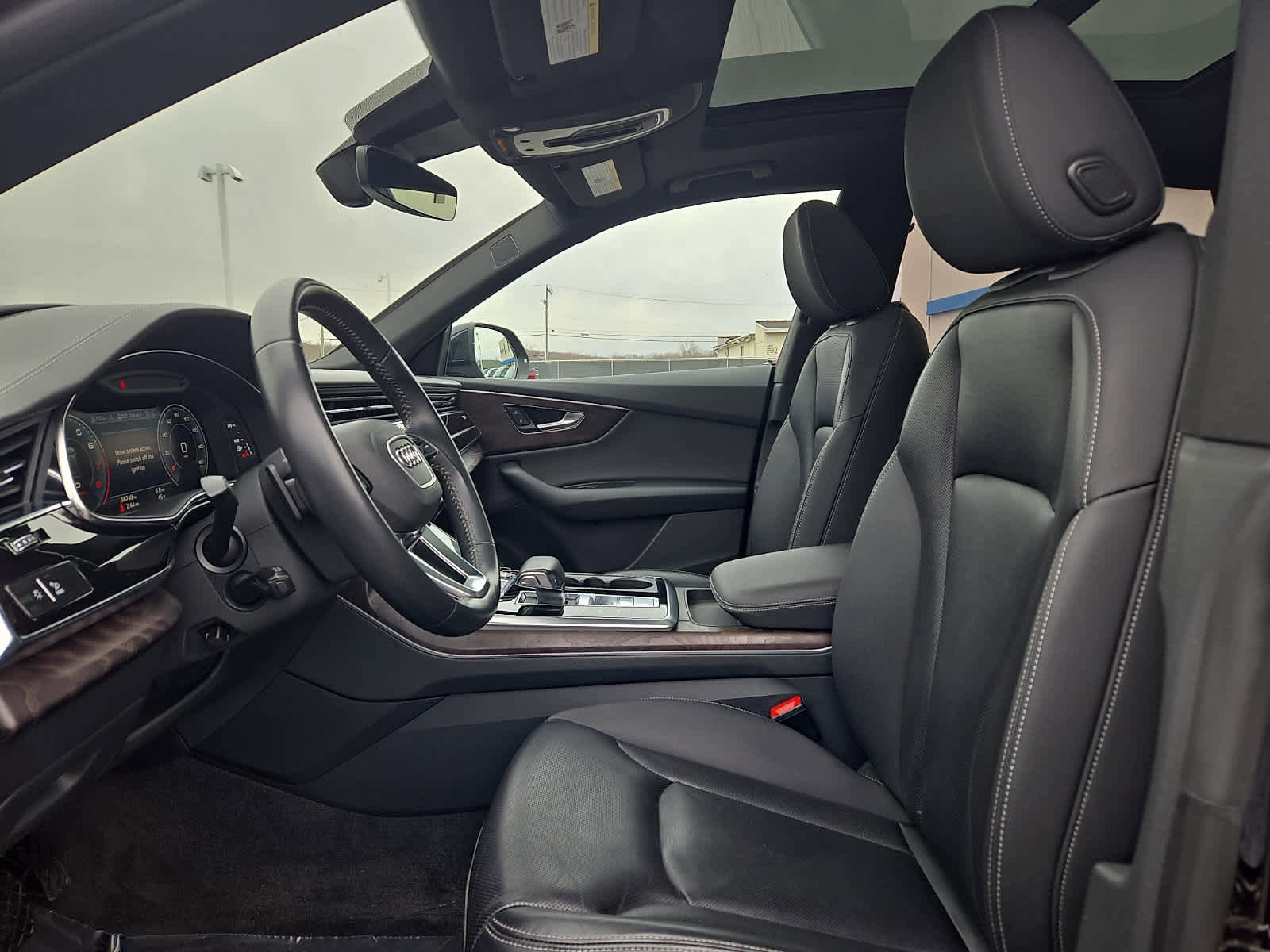 Used 2019 Audi Q8 Prestige image 15