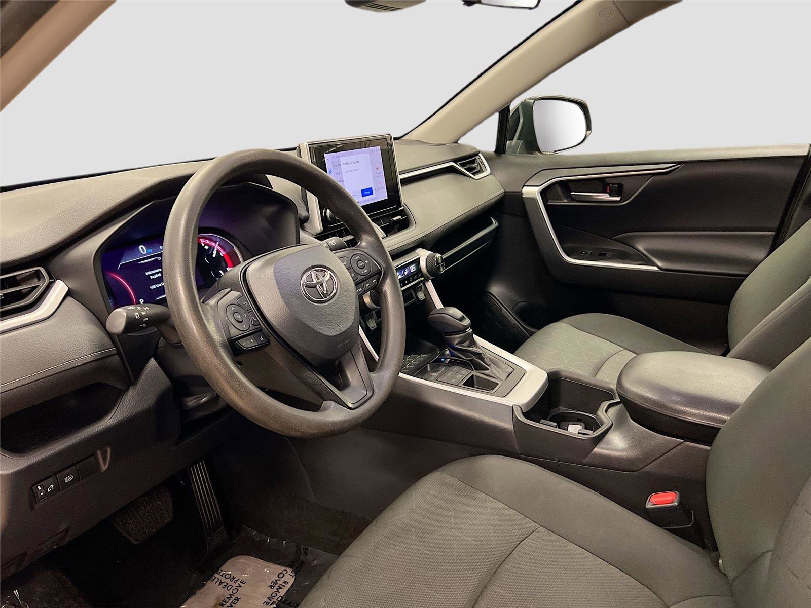 Used 2023 Toyota RAV4 XLE image 15