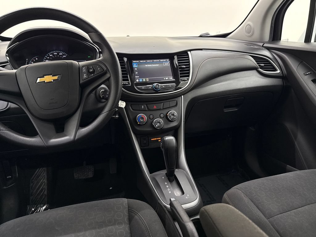 Used 2018 Chevrolet Trax LS FWD image 17