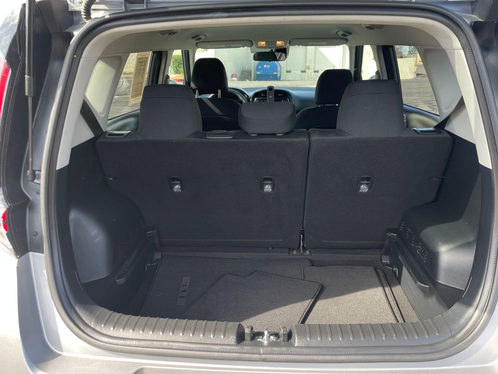 Used 2025 Kia Soul LX w/ LX Technology Package image 29