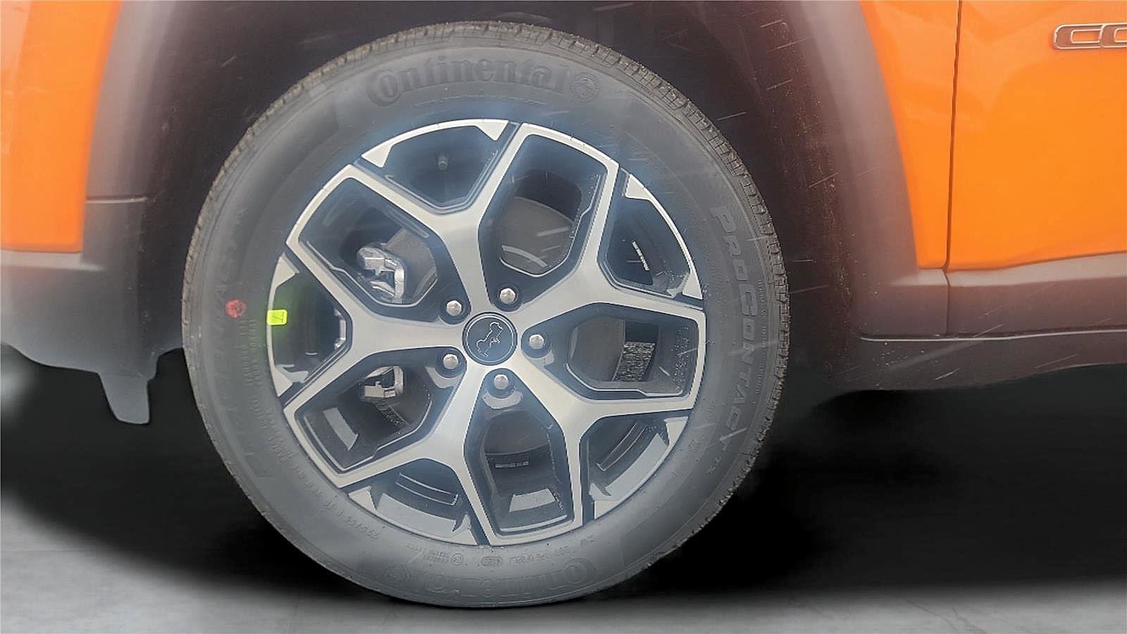 New 2026 Jeep Compass Limited w/ Sun, Sound & Navigation Group image 30