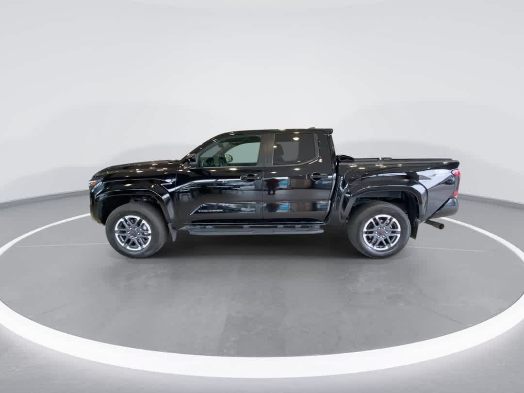 Certified 2024 Toyota Tacoma TRD Sport AWD/4WD image 5