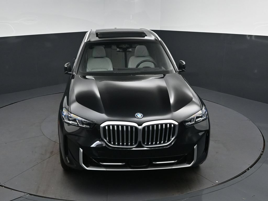 Certified 2024 BMW X5 xDrive50e w/ Premium Package AWD/4WD image 37