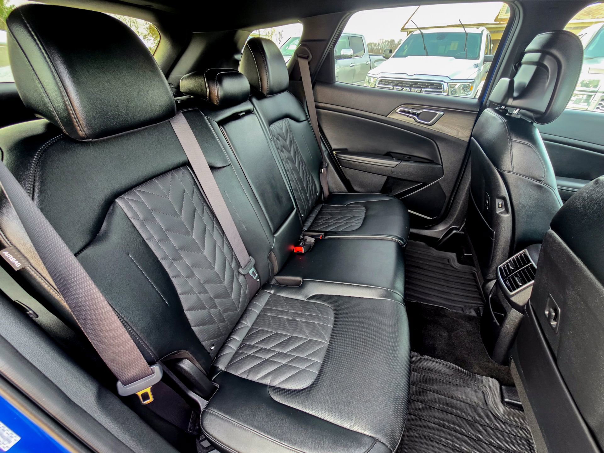 Used 2024 Kia Sportage X-Line image 30