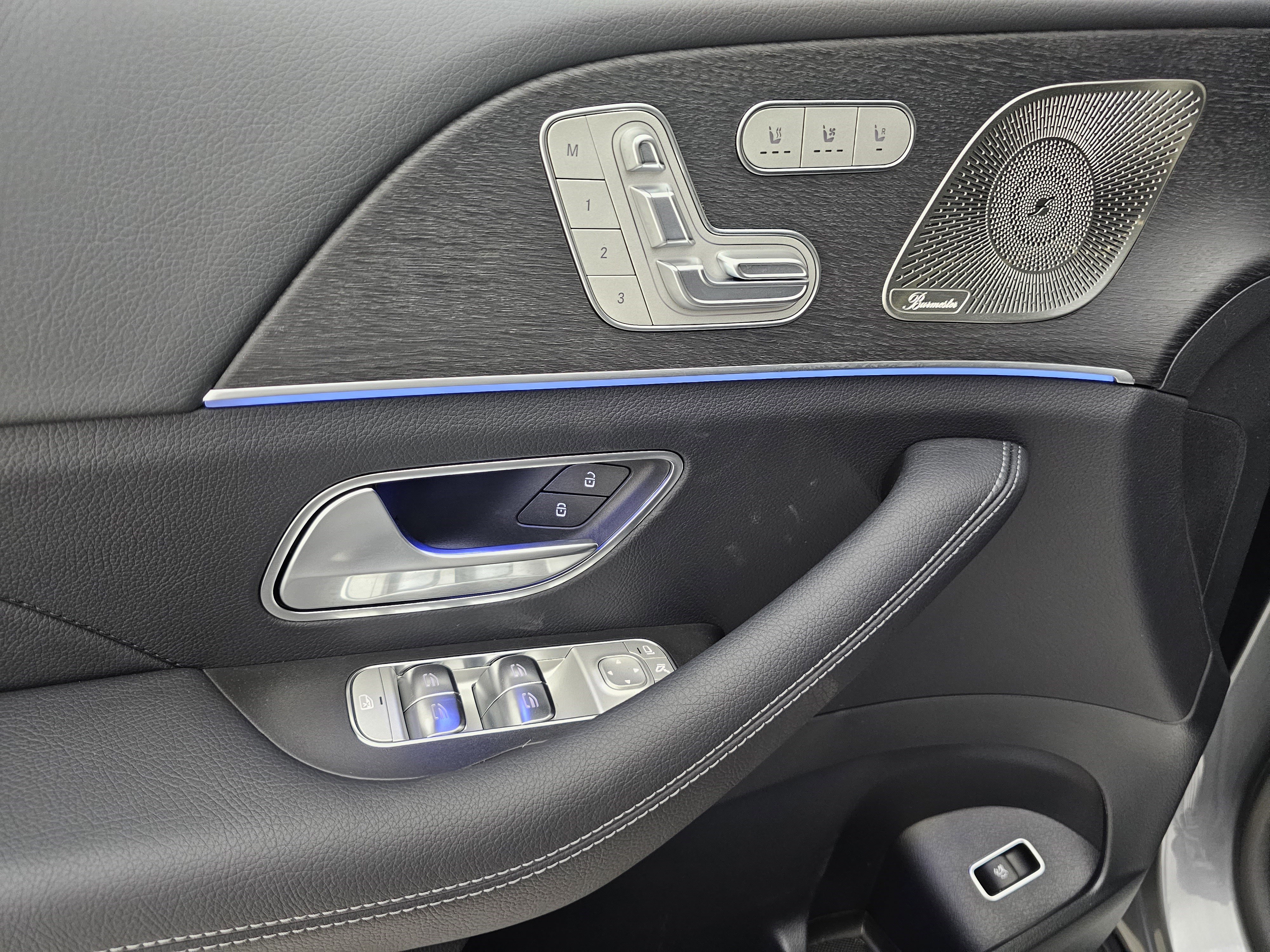 New 2026 Mercedes-Benz GLS 450 4MATIC image 11