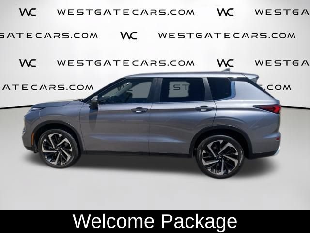 Used 2023 Mitsubishi Outlander SE FWD image 4