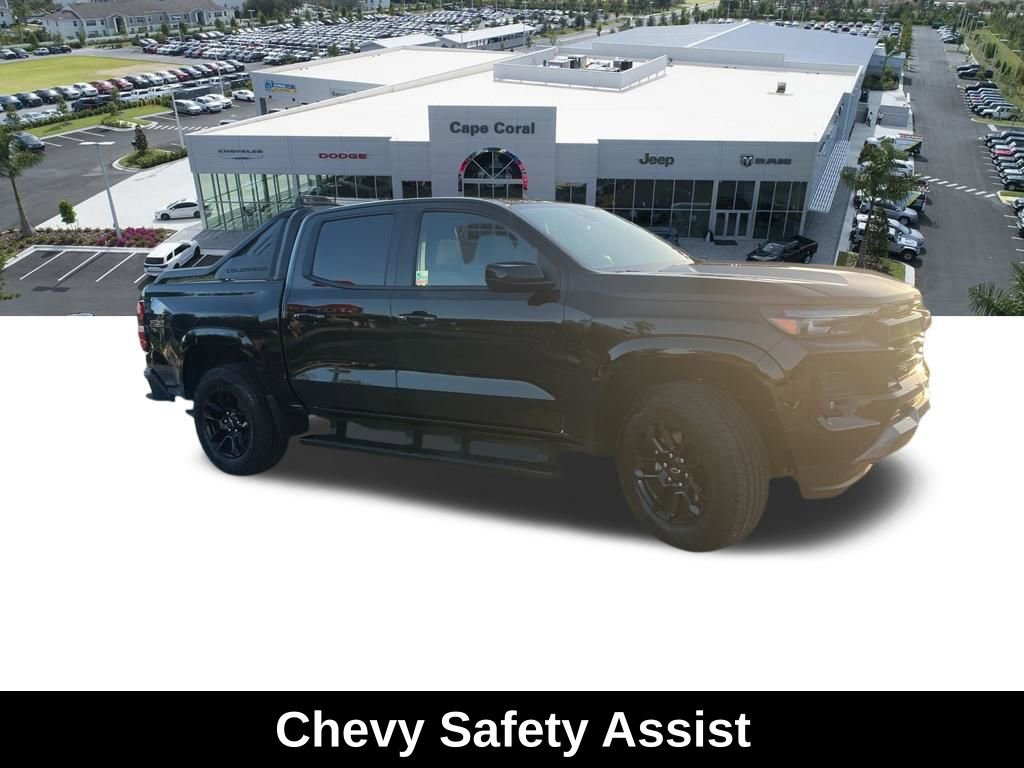 Used 2025 Chevrolet Colorado Z71 w/ Midnight Edition image 8