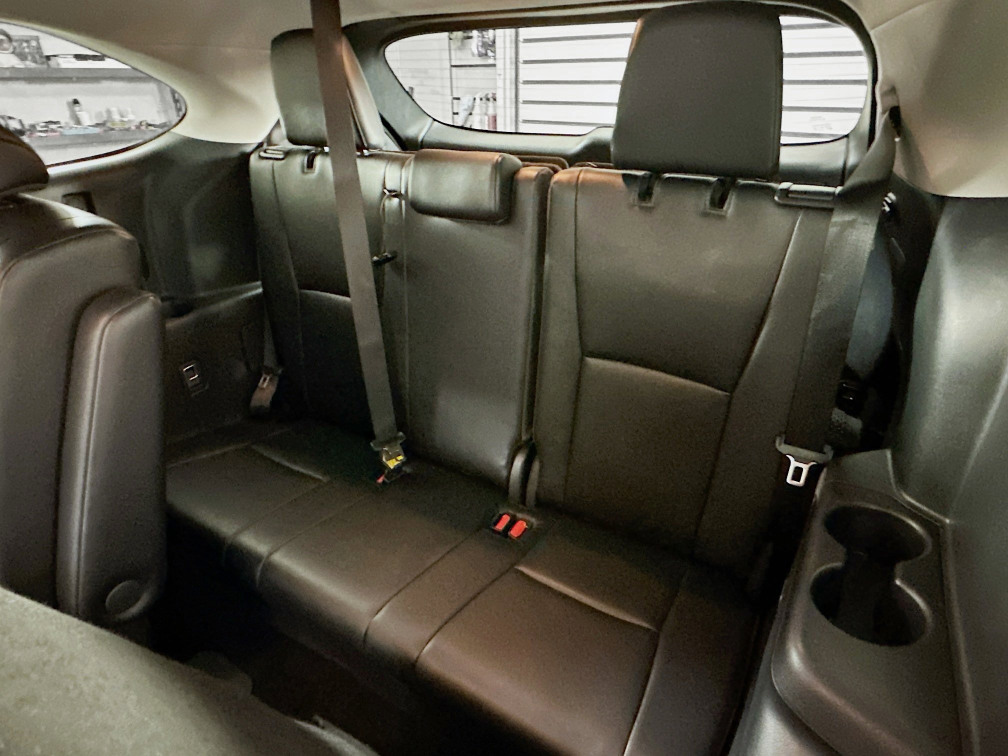 Used 2024 Toyota Highlander XLE image 27