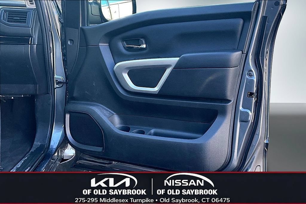 Used 2024 Nissan Titan SV w/ Accessory Utility Package AWD/4WD image 27