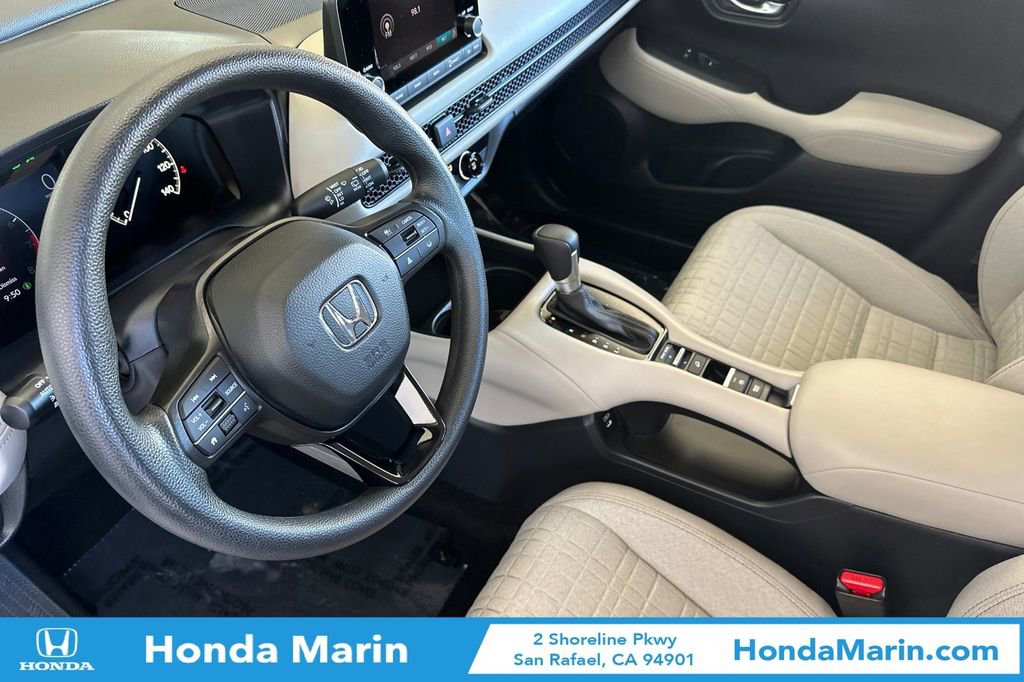 Certified 2025 Honda HR-V LX image 13