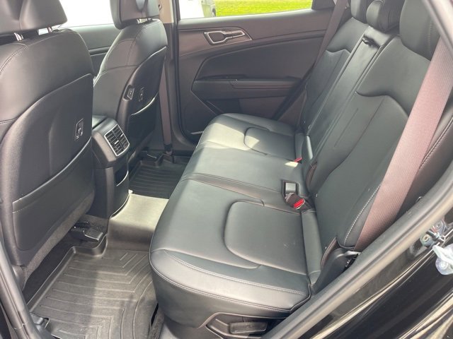 Used 2023 Kia Sportage EX w/ EX Premium Package image 15