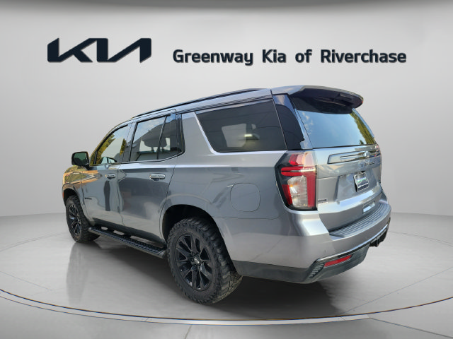 Used 2021 Chevrolet Tahoe Z71 w/ Luxury Package AWD/4WD image 4