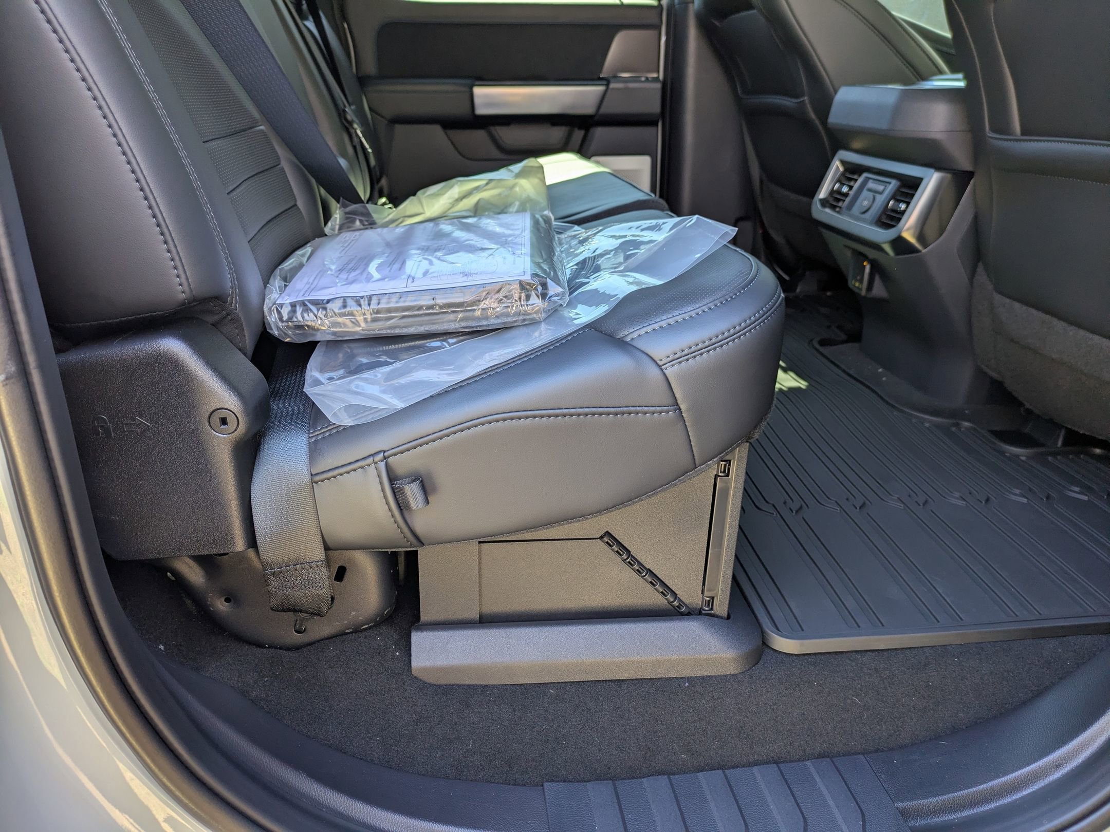 New 2026 Ford F350 Platinum w/ Tremor Off-Road Package image 37