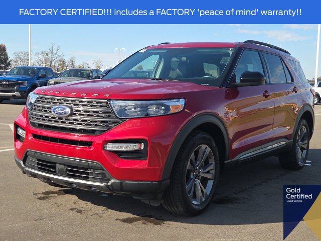 Used 2024 Ford Explorer XLT w/ Equipment Group 202A AWD/4WD image 2
