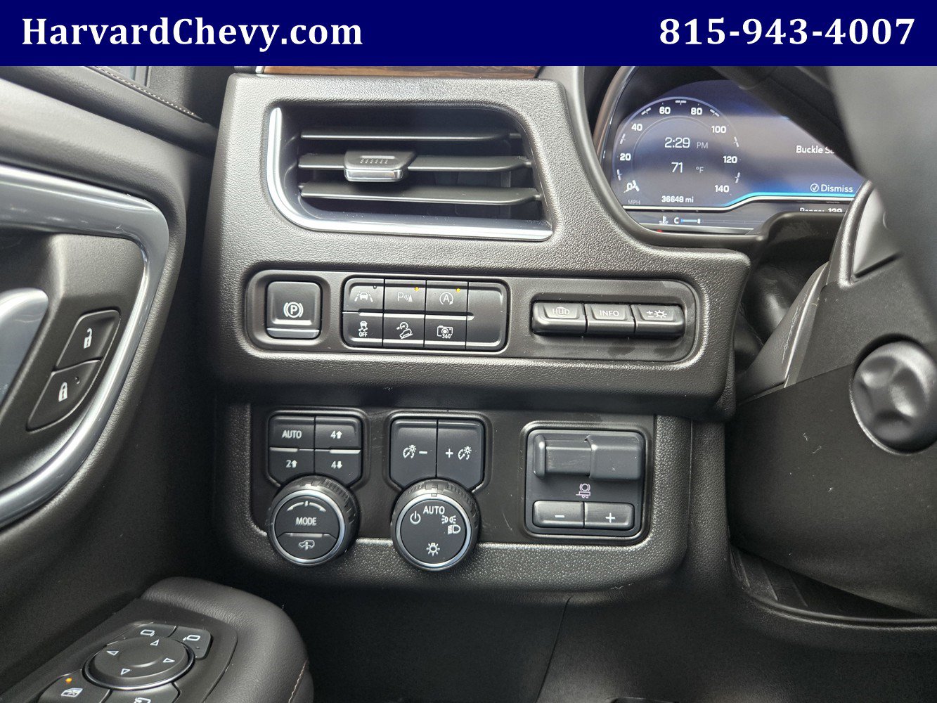 Certified 2024 Chevrolet Suburban High Country AWD/4WD image 19