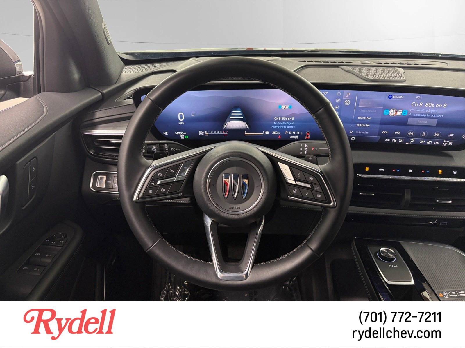 Used 2025 Buick Enclave Preferred AWD/4WD image 13