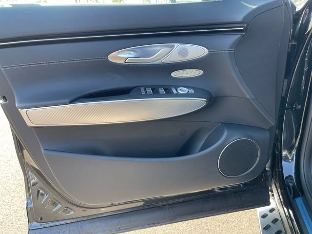 New 2025 Genesis GV70 3.5T Sport AWD/4WD image 17