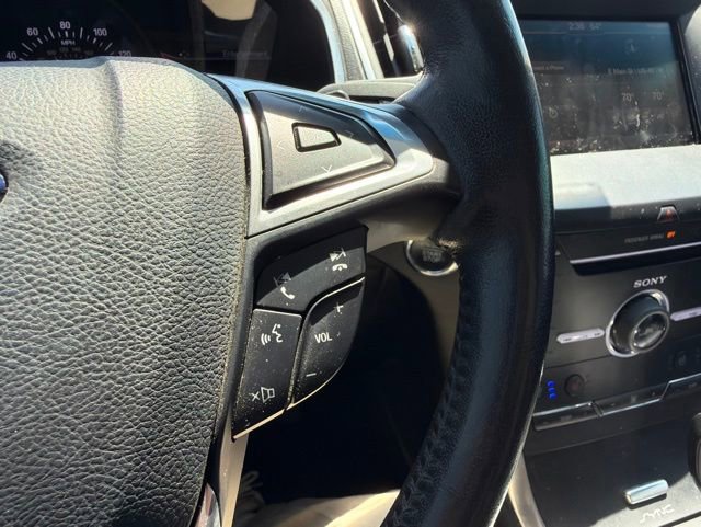 Used 2015 Ford Edge Titanium w/ Equipment Group 301A FWD image 24