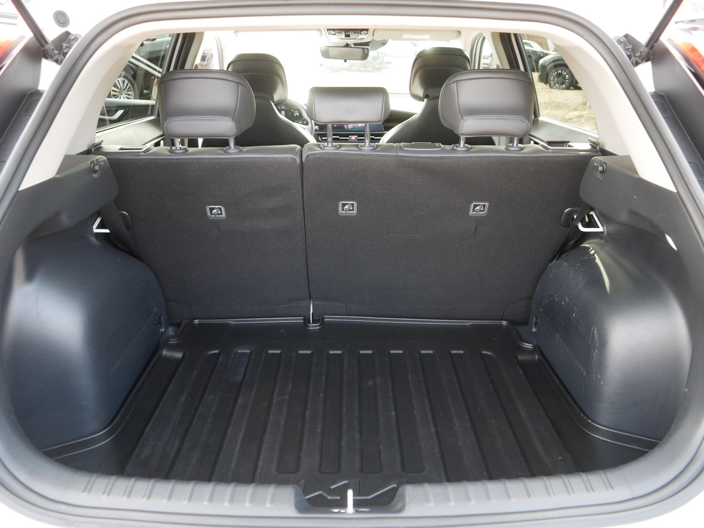 Certified 2023 Kia Niro EX Touring image 18