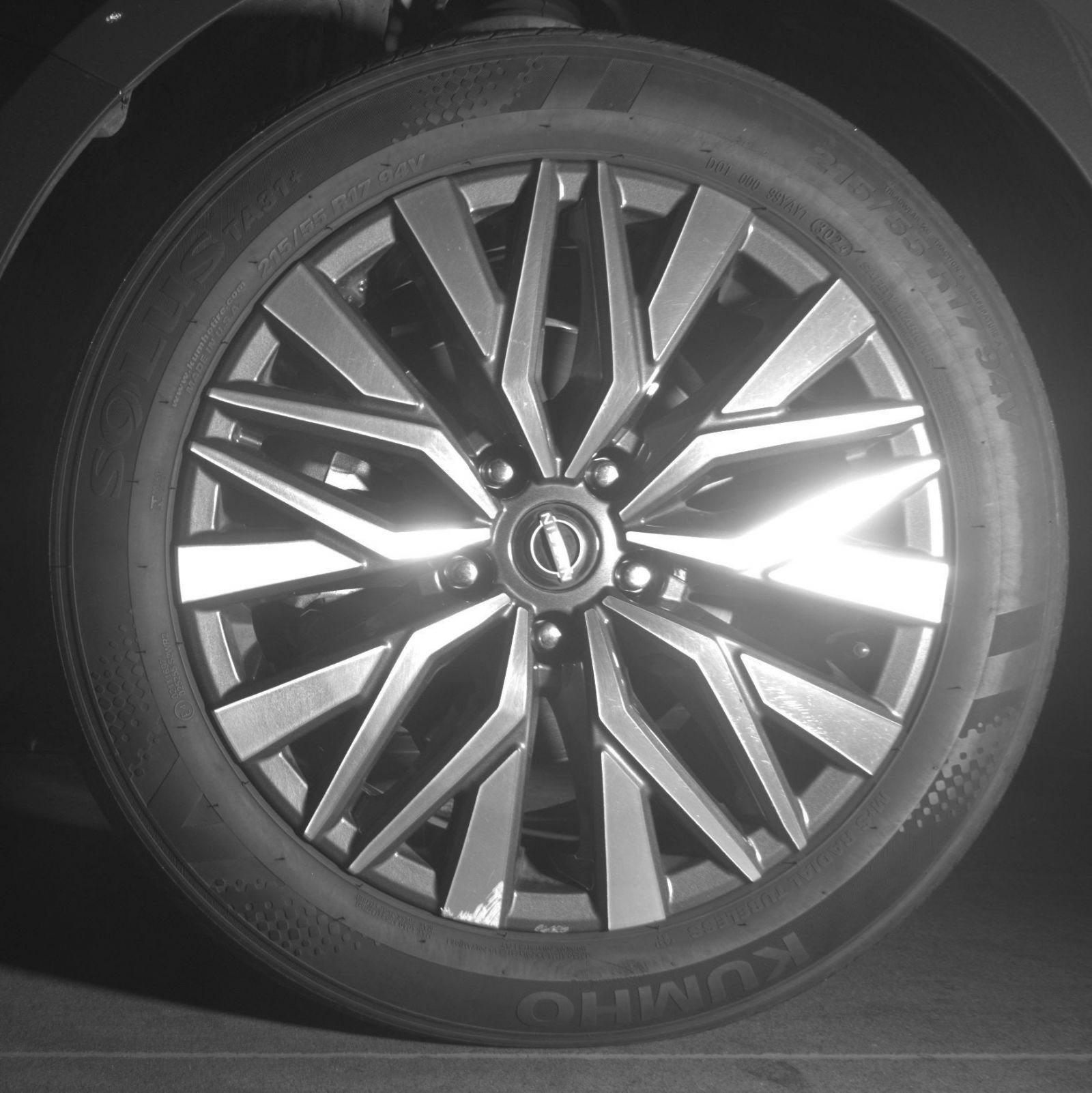 Used 2025 Nissan Altima 2.5 SV FWD image 15