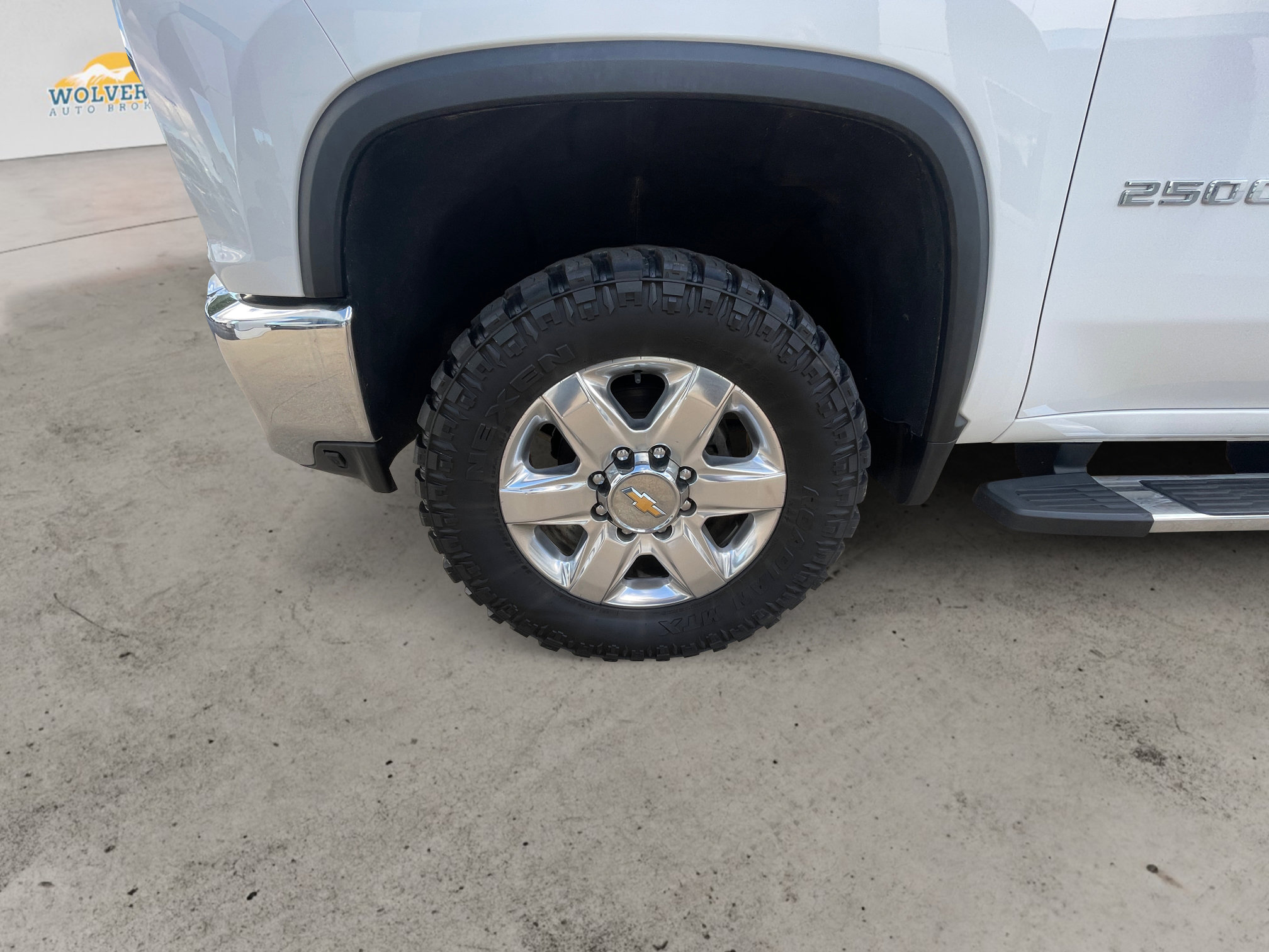 Used 2023 Chevrolet Silverado 2500 LTZ w/ LTZ Plus Package image 14