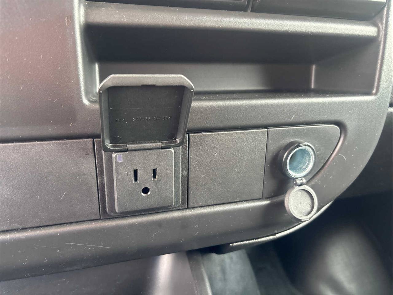 Used 2025 Chevrolet Express 2500 w/ Driver Convenience Package RWD image 19