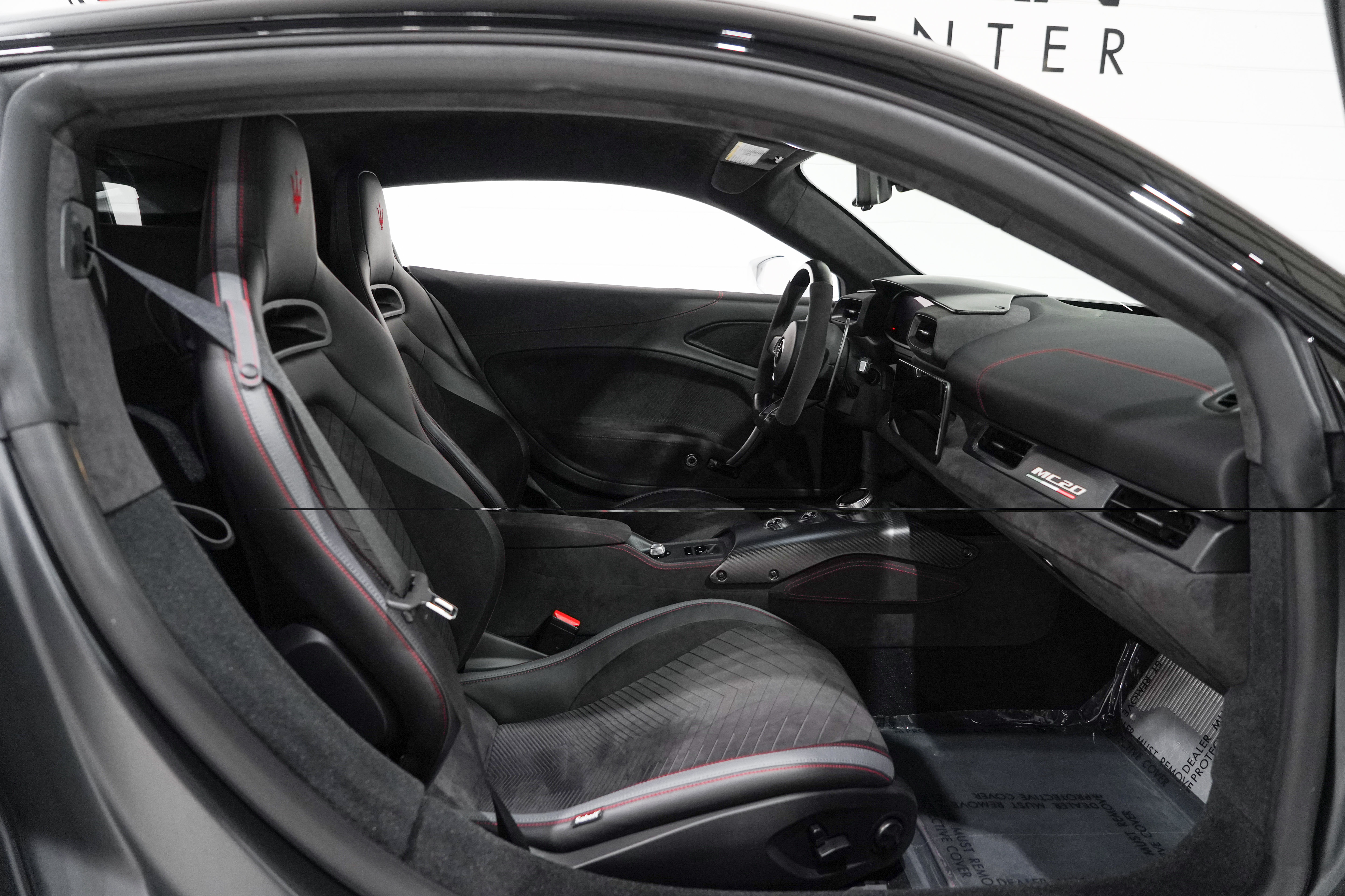 Used 2023 Maserati MC20 Coupe RWD image 18