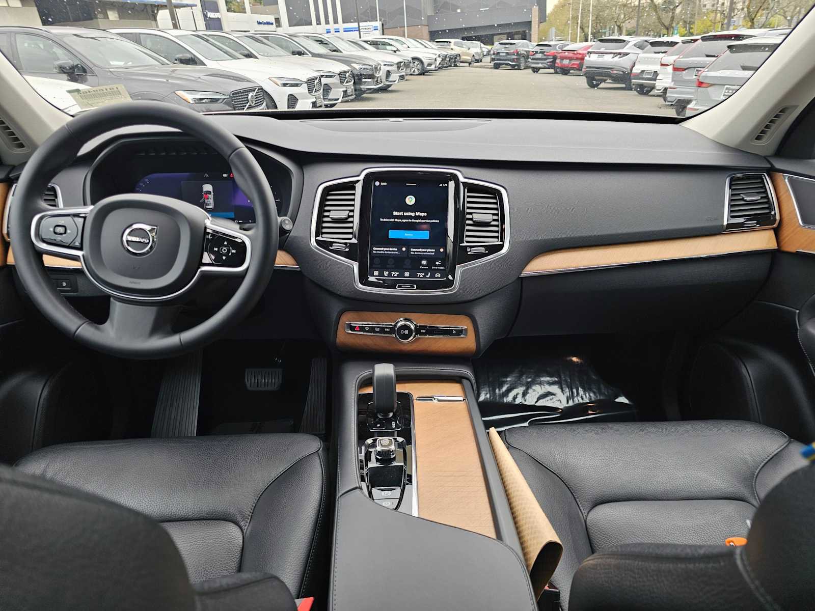 Used 2023 Volvo XC90 T8 Plus AWD/4WD image 19