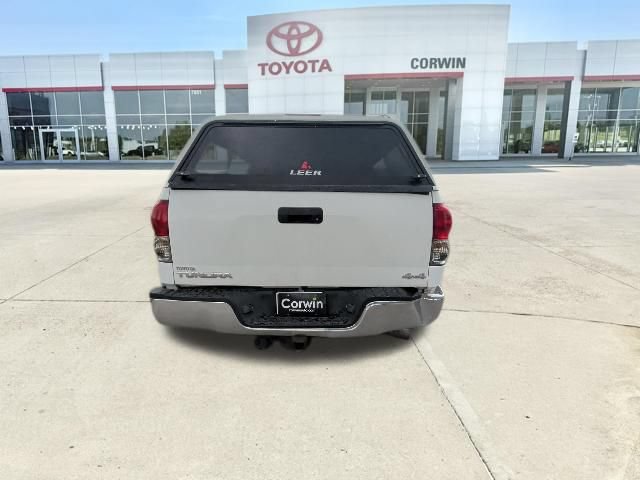 Used 2008 Toyota Tundra 4x4 CrewMax image 4