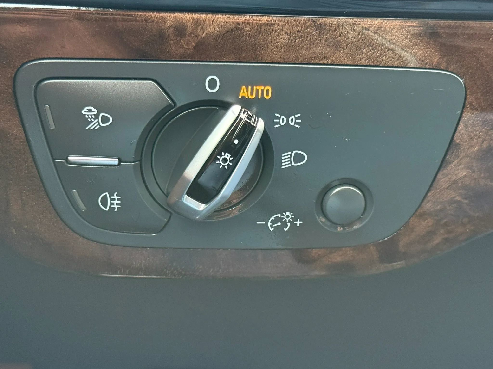 Used 2018 Audi Q7 3.0T Premium Plus image 42