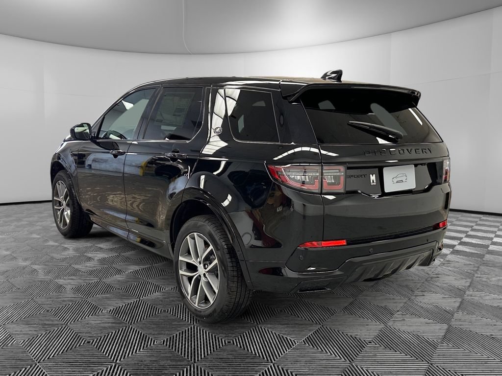 New 2026 Land Rover Discovery Sport Landmark AWD/4WD image 3