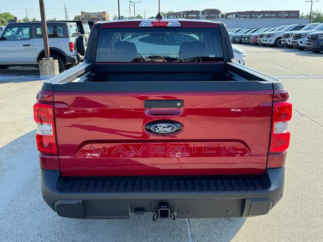 Used 2025 Ford Maverick XLT w/ Equipment Group 301A AWD/4WD image 9