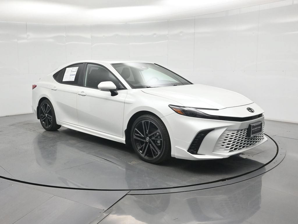 Used 2026 Toyota Camry XSE FWD image 47