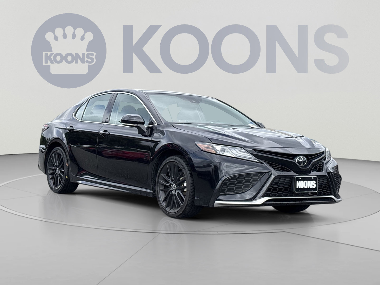 Used 2024 Toyota Camry XSE FWD image 10