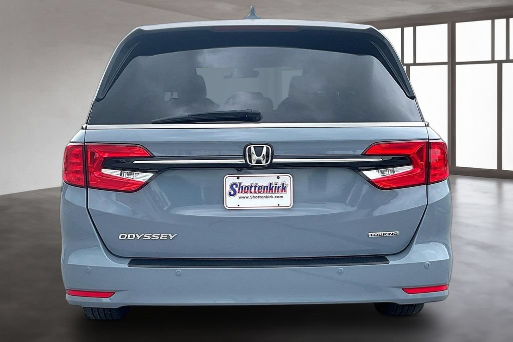 Used 2023 Honda Odyssey Touring image 5