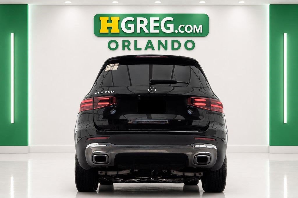 Used 2024 Mercedes-Benz GLB 250 image 7