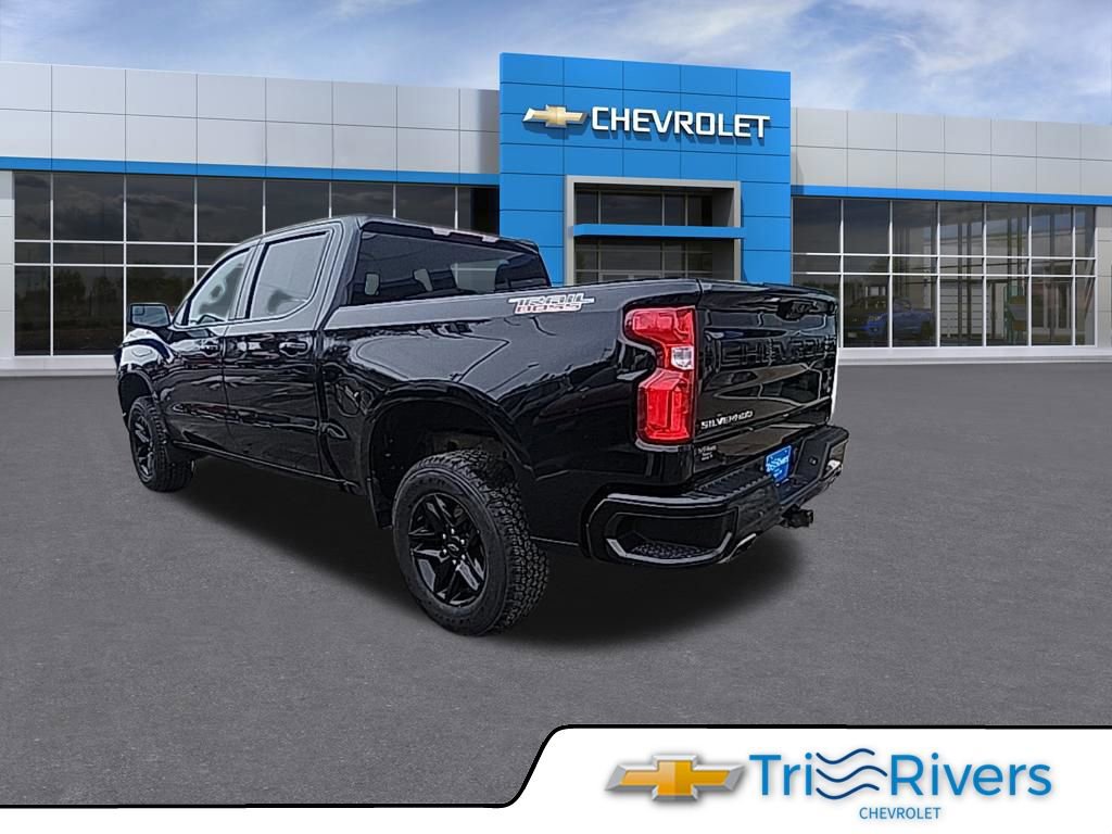 Used 2024 Chevrolet Silverado 1500 LT Trail Boss AWD/4WD image 3