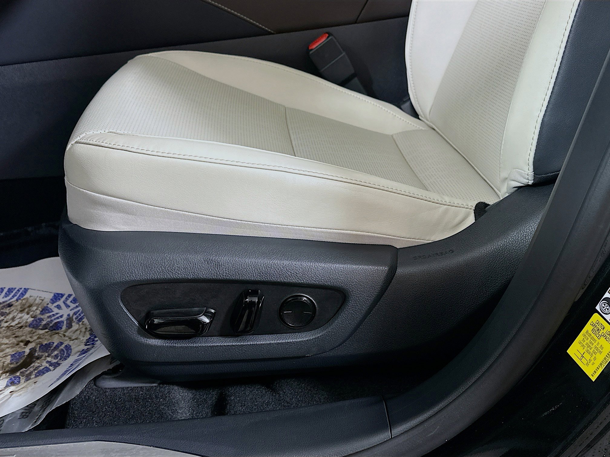 Used 2025 Lexus RX 350 Premium Plus w/ Accessory Package (Z1) image 19